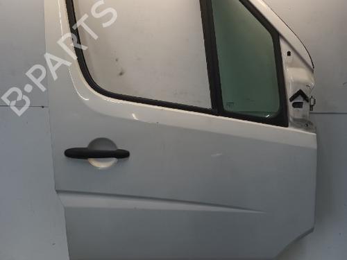 Used Right front door VW CRAFTER 30-50 Van (2E_) 2.5 TDI (136 hp) 27544044