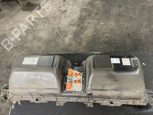 Used Battery PEUGEOT 3008 II SUV (MC_, MR_, MJ_, M4_) Hybrid (224 hp) 32864007