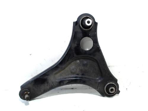 Used Left front suspension arm RENAULT TWINGO III (BCM_, BCA_) 0.9 TCe 90 (BCM9, BCM2) (90 hp) 4788182