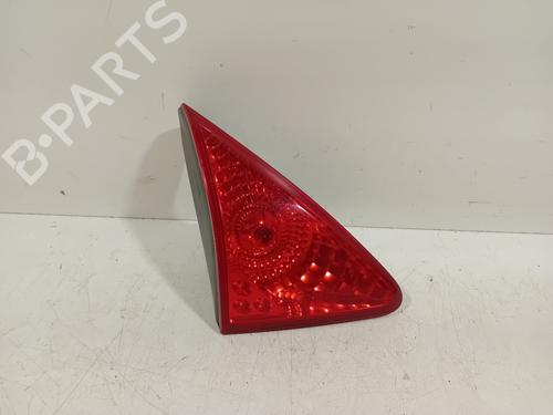 Used Right tailgate light Right tailgate light 19301689 19301689