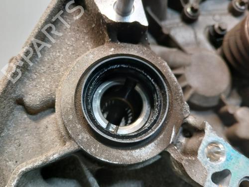 Gearbox RENAULT TWINGO III (BCM_, BCA_) 1.0 SCe 70 | BP29878424M3