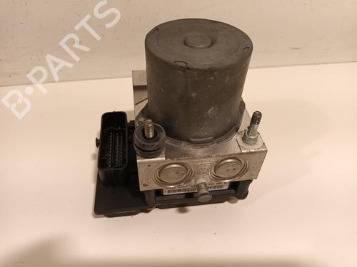 Used ABS pump AUDI A4 B7 Avant (8ED) RS4 quattro (420 hp) 23646403