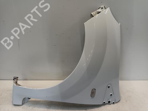 Używane Błotnik przedni lewy Błotnik przedni lewy RENAULT TWINGO II (CN0_) 1.2 16V (CN04, CN0B) (75 hp) 33819519 33819519