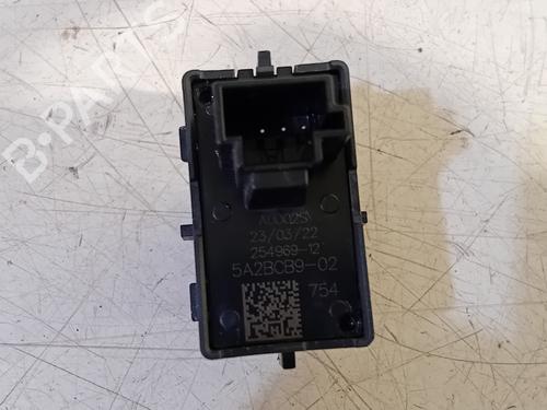 Switch BMW iX (I20) xDrive 40 | BP20506730I30 - Image 4