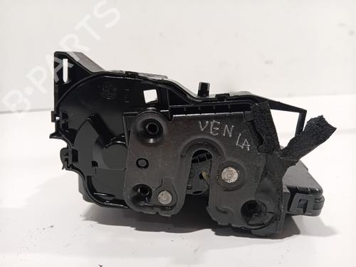 rear-left-lock-renault-megane-iv-hatchback-b9amn_-2015-27694421 main image