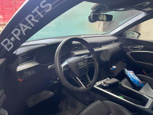 Switch AUDI Q8 E-TRON SUV (GEG) 55 quattro | BP33289231I30  - Image 10