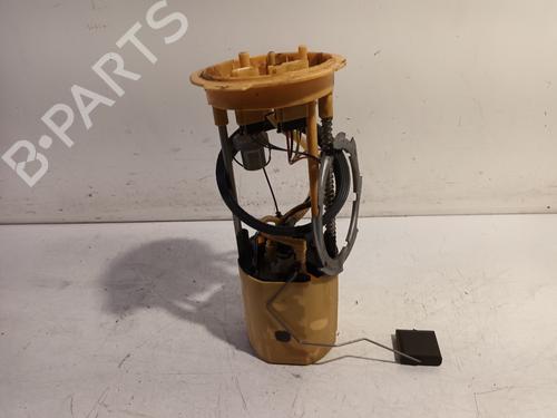 Used Fuel pump AUDI Q5 (8RB) 2.0 TDI (143 hp) 15738406