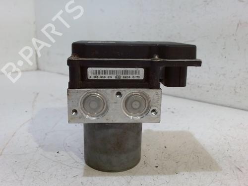 Used ABS pump BMW 5 (E60) 520 i (170 hp) 7548879