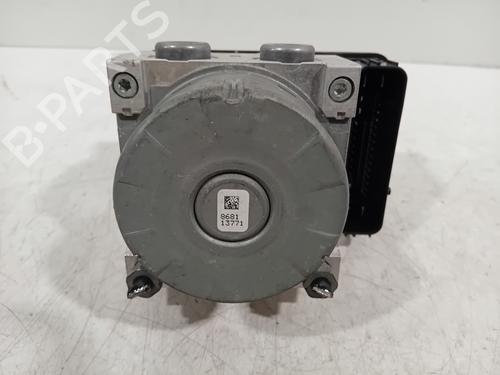 Used ABS pump FORD FIESTA VII (HJ, HF) 1.1 Ti-VCT (86 hp) 21848680