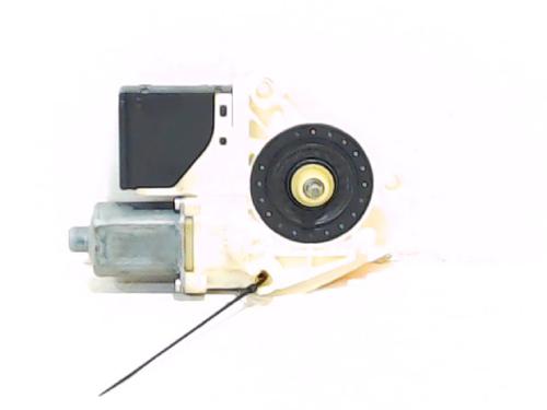 Used Electronic module RENAULT MEGANE III Hatchback (BZ0/1_, B3_) 1.5 dCi (86 hp) 13196027