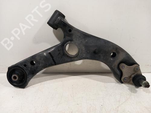 Used Right front suspension arm TOYOTA C-HR (_X1_) 2.0 Hybrid (MAXH10) (184 hp) 33237295