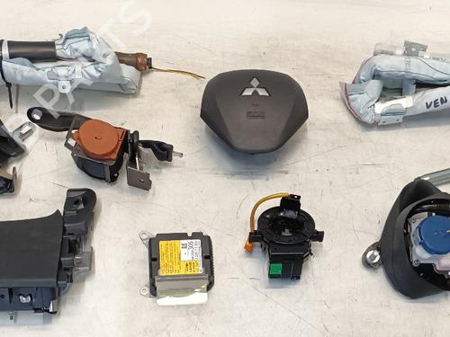 Used Airbag Kit Airbag Kit MITSUBISHI OUTLANDER III (GG_W, GF_W, ZJ, ZL, ZK) 2.0 Hybrid 4WD (GG2W) (200 hp) 34058622 34058622