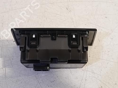 Warning switch VW GOLF VIII Variant (CG5, DB5) 2.0 TDI | BP21559940I22 - Image 2