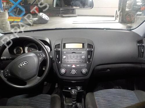AC compressor KIA CEE'D Hatchback (ED) 1.4 | BP12424972M34 - Image 10