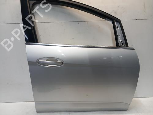 Used Right front door Right front door 39099831 39099831