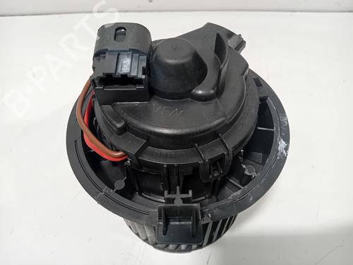 Used Heater blower motor Heater blower motor RENAULT CLIO IV Grandtour (KH_) 0.9 TCe 90 (90 hp) 36641619 36641619