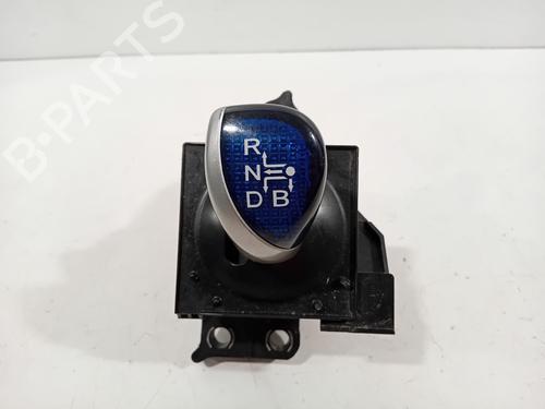 Used Gear lever TOYOTA AURIS (_E18_) 1.8 Hybrid (ZWE186_, ZWE186R) (136 hp) 28002129