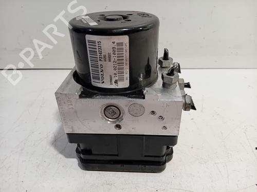 Used ABS pump VOLVO V40 Hatchback (525) D2 (114 hp) 25154141