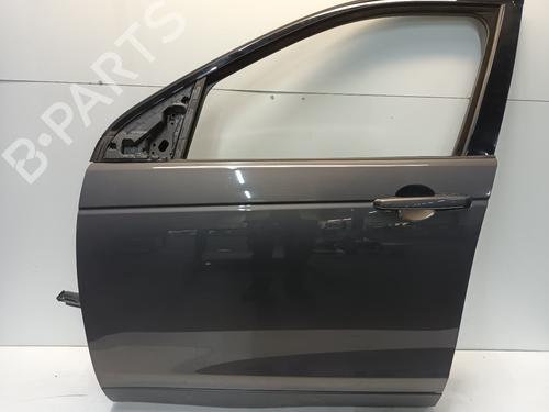 Used Left front door Left front door 33739879 33739879