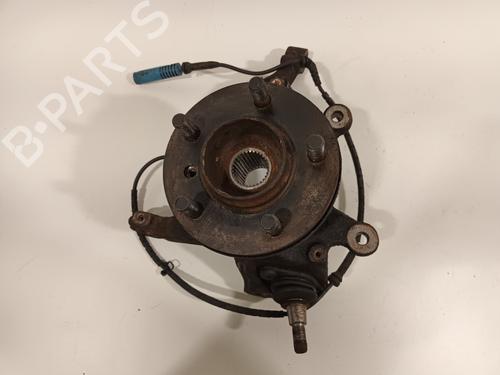 Used Left front steering knuckle LAND ROVER RANGE ROVER III (L322) 4.4 4x4 (286 hp) 16935784