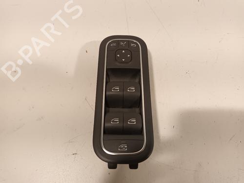 switch-mercedes-benz-a-class-w177-2018-27558366 main image