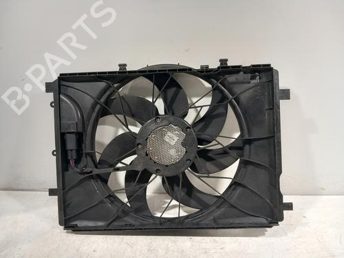radiator-fan-mercedes-benz-c-class-w204-2007-2008-2009-2010-2011-2012-2013-2014-2015-38467966 main image
