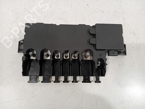 Used Fuse box Fuse box 29325471 29325471