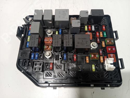 Used Fuse box Fuse box 36806360 36806360