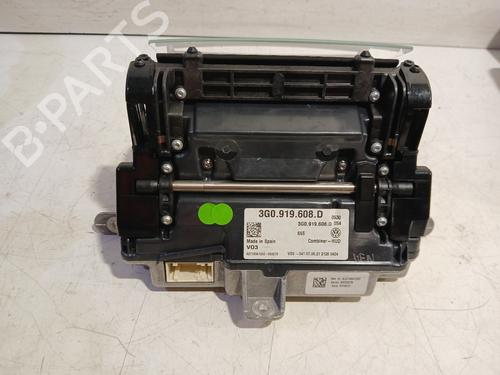 Used Display monitor VW ARTEON SHOOTING BRAKE (3H9) 2.0 TSI R 4motion (320 hp) 32469375