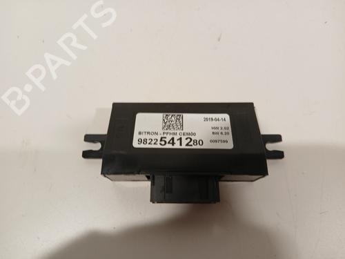 Used Electronic module DS DS 3 / DS 3 CROSSBACK (UR_, UC_, UJ_) 1.2 PureTech 130 (URHNSS) (131 hp) 29918452