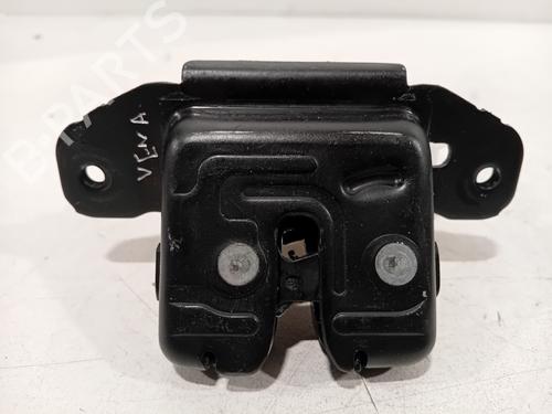 Used Tailgate lock TOYOTA YARIS (_P21_, _PA1_, _PH1_) 1.5 Hybrid (MXPH10, MXPH11) (116 hp) 28718265