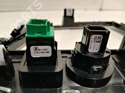 Switch PEUGEOT 3008 II SUV (MC_, MR_, MJ_, M4_) 1.5 BlueHDi 130 | BP29541145I30 