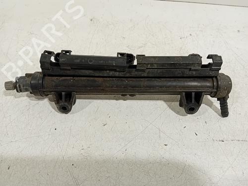 Used Injection rail SEAT IBIZA IV (6J5, 6P1) 1.2 (60 hp) 18029017