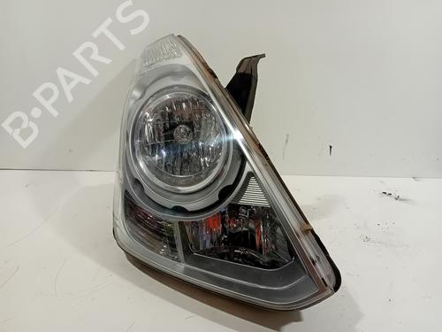 Used Right headlight HYUNDAI H-1 Cargo (TQ) 2.5 CRDi (136 hp) 24135897