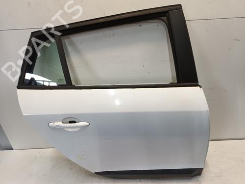 Dør højre bagtil Dør højre bagtil RENAULT MEGANE III Grandtour (KZ0/1) 1.5 dCi (KZ09, KZ0D, KZ1G, KZ29, KZ14, KZ1W, KZ10, KZ1F,... (110 hp) 35958757 35958757