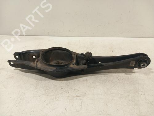 Braccio sospensione posteriore destro Braccio sospensione posteriore destro VW GOLF VIII (CD1, DA1) 2.0 TSI R 4motion (320 hp) 33917245 33917245