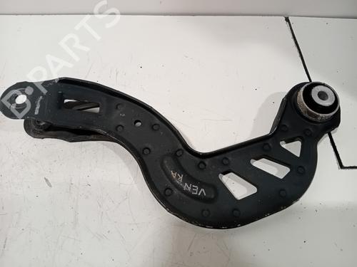 Højre bagtil bærearm MERCEDES-BENZ GLA-CLASS (X156) GLA 250 4-matic (156.946) (211 hp) 33003533