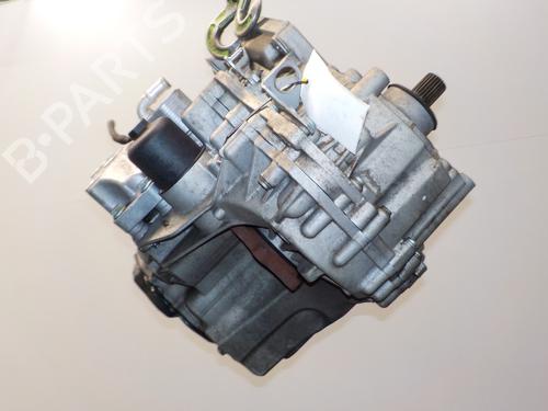 Gearbox VW TOURAN (1T1, 1T2) 2.0 TDI 16V | BP10671124M3 