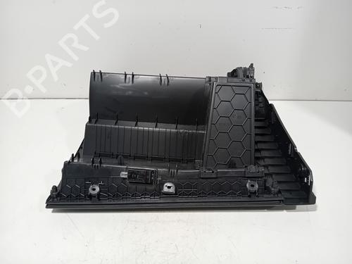 glove-box-cupra-leon-sportstourer-kl8-ku8-kud-2020-40266278 main image