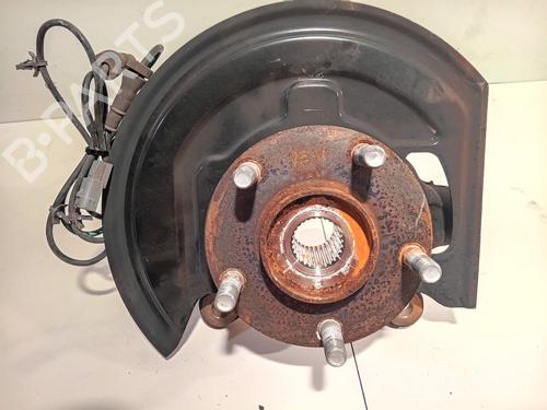 Used Left front steering knuckle NISSAN JUKE (F15) 1.6 (117 hp) 26883841