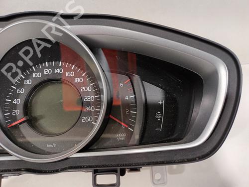 Instrument cluster VOLVO V40 Hatchback (525) D2 | BP16093876C47 