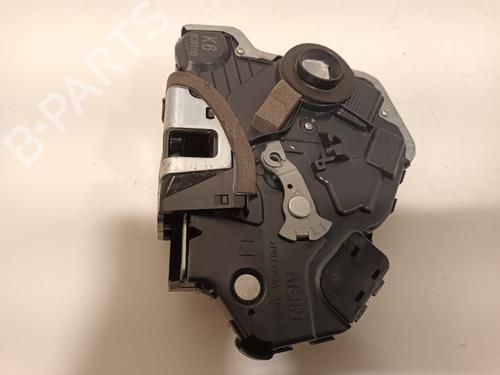 Used Front left lock Front left lock 31761779 31761779