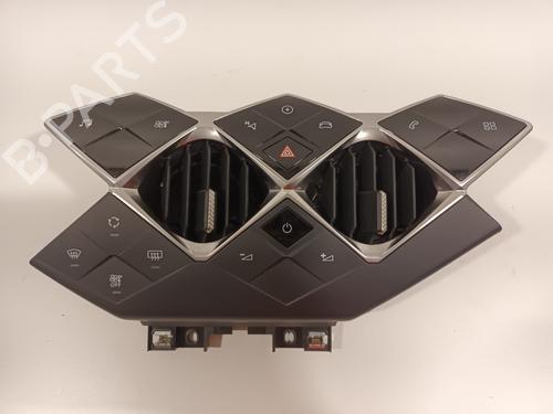 Used Climate control Climate control 16421626 16421626
