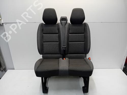 Used Right front seat Right front seat RENAULT MASTER IV Van (F8__) BLUE DCI 150 (F8M3) (150 hp) 34267781 34267781