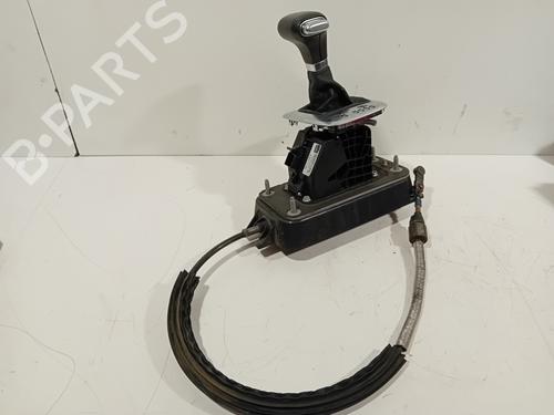Used Gear lever VW POLO V (6R1, 6C1) 1.6 TDI (90 hp) 24039556