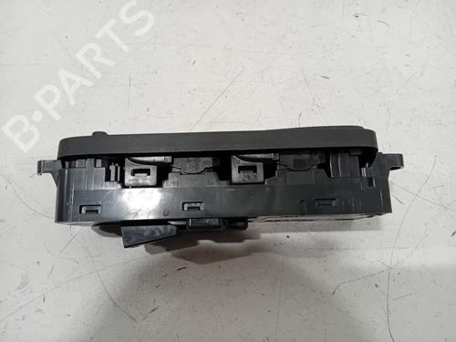 Switch VOLVO V60 I (155) D6 Hybrid AWD | BP29268395I30 