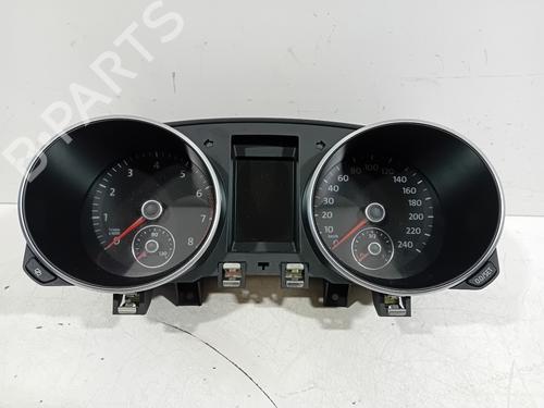 Kombiinstrument VW GOLF VI (5K1) 1.2 TSI (105 hp) 24980538