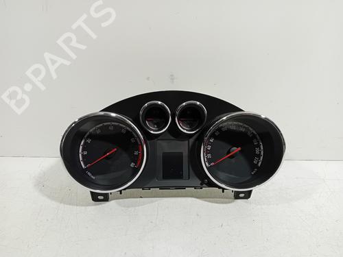 Used Instrument cluster OPEL MERIVA B MPV (S10) 1.4 (75) (100 hp) 22234252