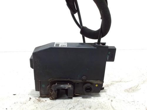 Cerradura puerta trasera izquierda PEUGEOT 308 SW II (LC_, LJ_, LR_, LX_, L4_) 1.6 BlueHDi 120 (120 hp) 13206532