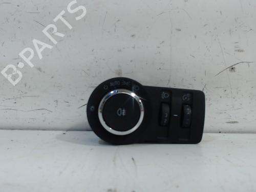 Used Headlight switch Headlight switch OPEL ASTRA J Sports Tourer (P10) 1.4 (35) (101 hp) 10860804 10860804